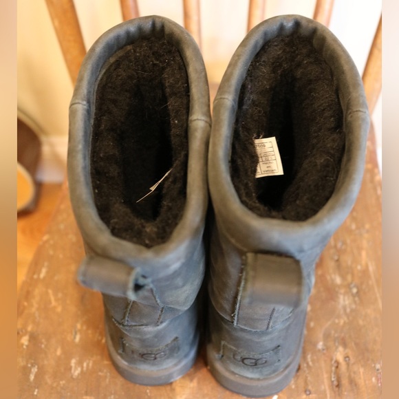 UGG waterproof snow x Vibram soles - Picture 8 of 8